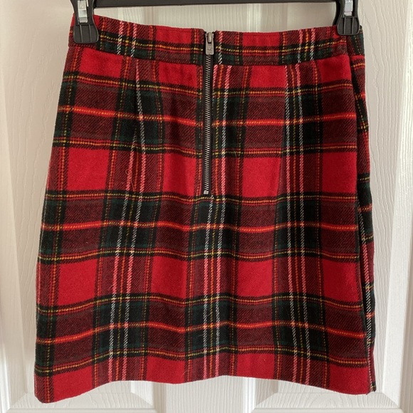 Hollister Red Plaid Wool Blend mini skirt - Picture 3 of 4